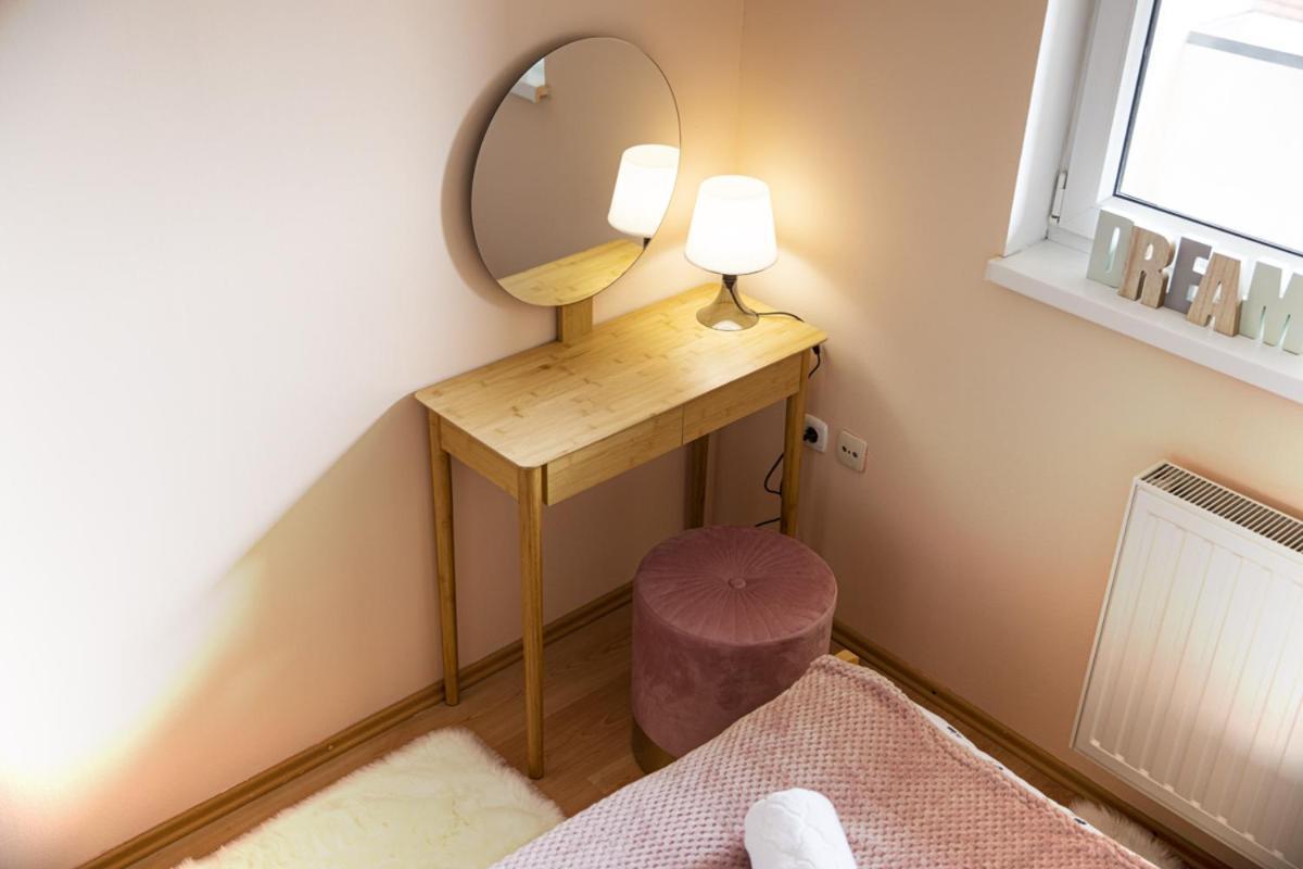 Apartman Tara Вараждин Екстер'єр фото